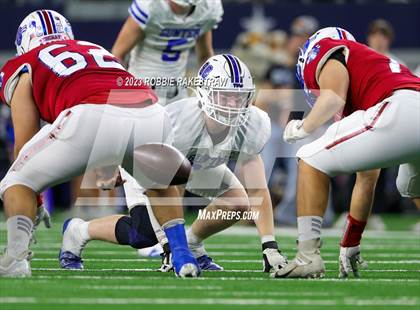 Thumbnail 3 in Tidehaven vs. Gunter (UIL 3A D2 Football Final) photogallery.
