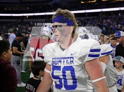 Thumbnail 3 in Tidehaven vs. Gunter (UIL 3A D2 Football Final) photogallery.