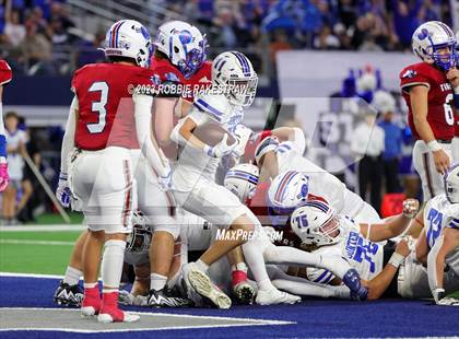 Thumbnail 1 in Tidehaven vs. Gunter (UIL 3A D2 Football Final) photogallery.