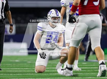 Thumbnail 1 in Tidehaven vs. Gunter (UIL 3A D2 Football Final) photogallery.