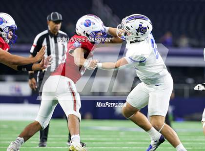Thumbnail 3 in Tidehaven vs. Gunter (UIL 3A D2 Football Final) photogallery.