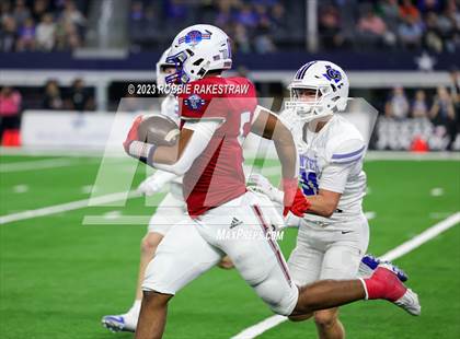 Thumbnail 3 in Tidehaven vs. Gunter (UIL 3A D2 Football Final) photogallery.