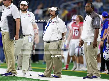 Thumbnail 2 in Tidehaven vs. Gunter (UIL 3A D2 Football Final) photogallery.