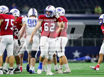 Thumbnail 2 in Tidehaven vs. Gunter (UIL 3A D2 Football Final) photogallery.