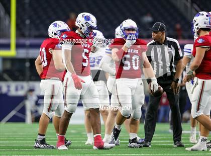 Thumbnail 2 in Tidehaven vs. Gunter (UIL 3A D2 Football Final) photogallery.
