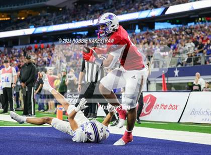 Thumbnail 1 in Tidehaven vs. Gunter (UIL 3A D2 Football Final) photogallery.