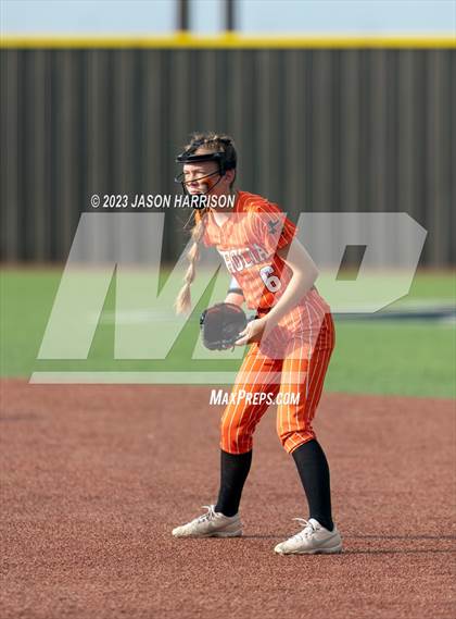 Thumbnail 2 in Petrolia @ Muenster (UIL Softball 2A Region 2 Quarterfinal) photogallery.