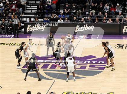 Thumbnail 3 in Bishop Montgomery @ Woodcreek (CIF State Open Division Final) photogallery.