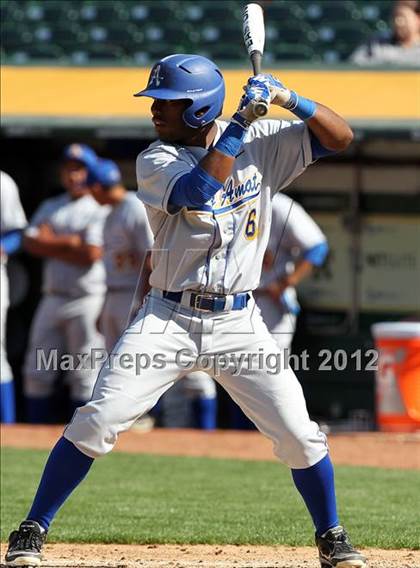 Thumbnail 2 in De La Salle vs. Bishop Amat (Dave Stewart/Oakland A's Showdown) photogallery.