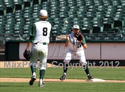 Thumbnail 3 in De La Salle vs. Bishop Amat (Dave Stewart/Oakland A's Showdown) photogallery.