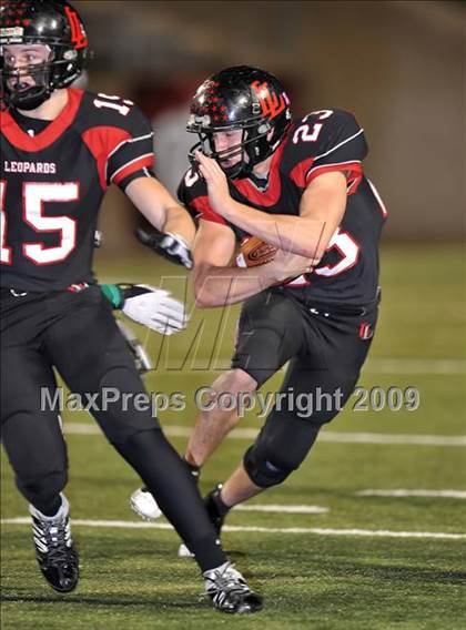 Thumbnail 2 in Prosper vs. Lovejoy (Texas 3A Region II D1 Final) photogallery.