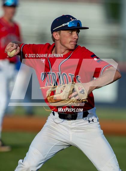Thumbnail 1 in Oxford @ Lewisburg (MHSAA 6A Round 3) photogallery.