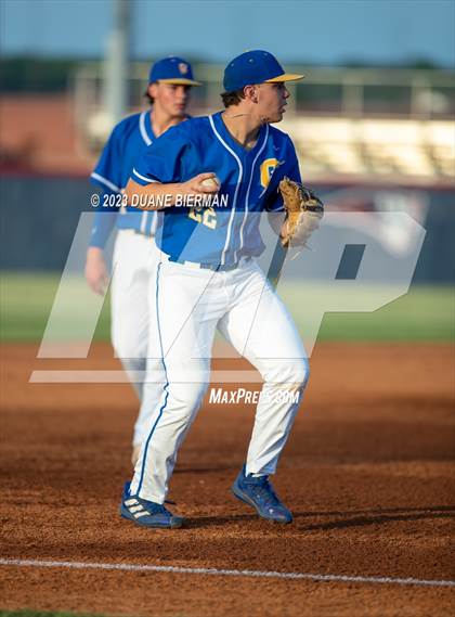 Thumbnail 3 in Oxford @ Lewisburg (MHSAA 6A Round 3) photogallery.