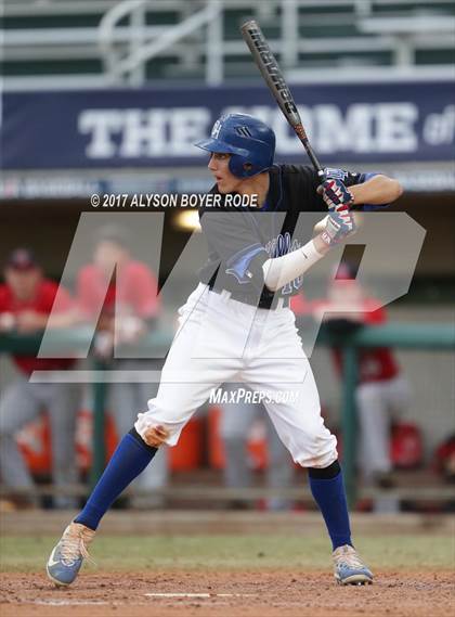 Thumbnail 3 in Winder-Barrow vs. Dana Hills (National High School Invitational) photogallery.
