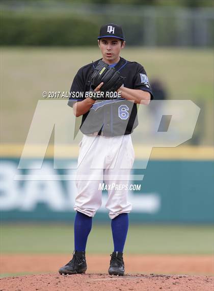 Thumbnail 2 in Winder-Barrow vs. Dana Hills (National High School Invitational) photogallery.