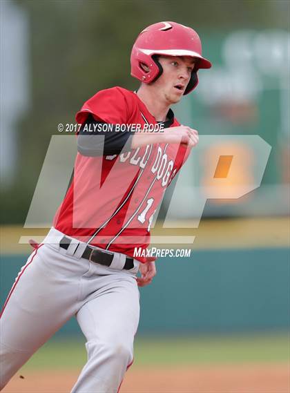 Thumbnail 2 in Winder-Barrow vs. Dana Hills (National High School Invitational) photogallery.