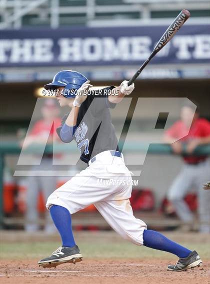 Thumbnail 3 in Winder-Barrow vs. Dana Hills (National High School Invitational) photogallery.