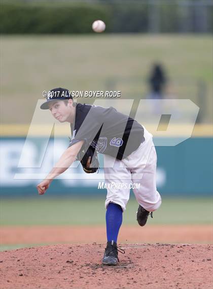 Thumbnail 1 in Winder-Barrow vs. Dana Hills (National High School Invitational) photogallery.