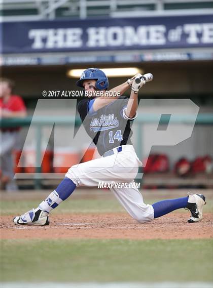 Thumbnail 2 in Winder-Barrow vs. Dana Hills (National High School Invitational) photogallery.