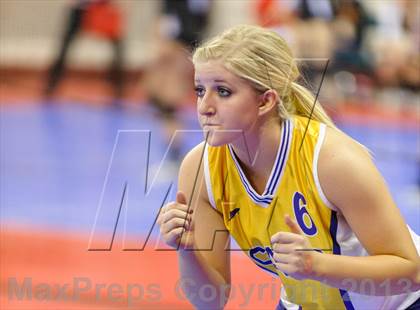 Thumbnail 2 in Vail Christian vs. Kit Carson (CHSAA 1A Pool I) photogallery.