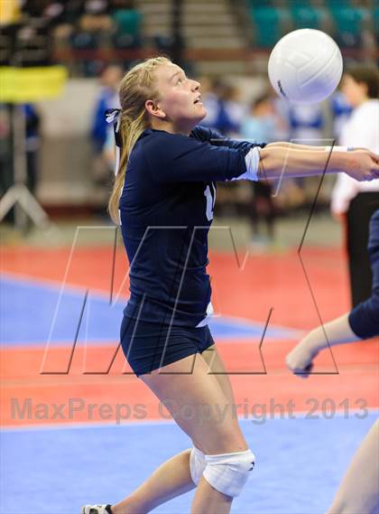 Thumbnail 2 in Vail Christian vs. Kit Carson (CHSAA 1A Pool I) photogallery.