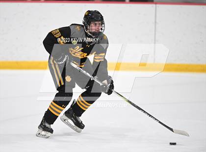 Thumbnail 2 in Daniel Hand @ Westhill/Stamford photogallery.