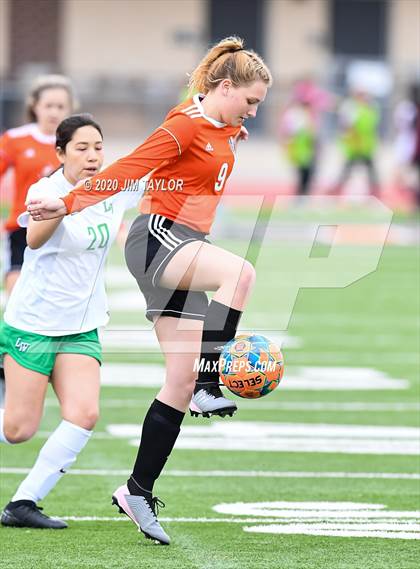 Thumbnail 1 in Lake Worth vs Springtown (Springtown Tournament) photogallery.