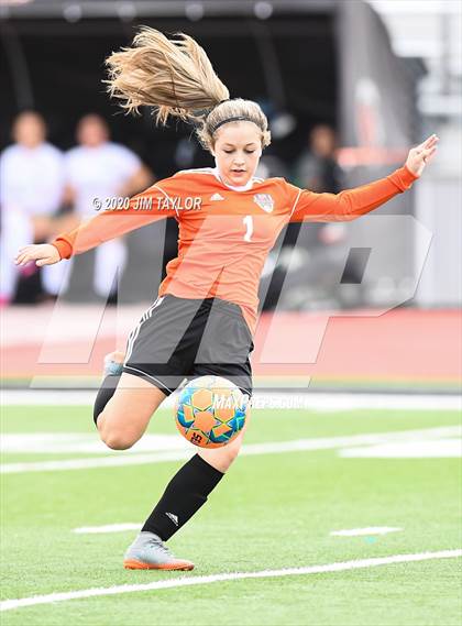 Thumbnail 2 in Lake Worth vs Springtown (Springtown Tournament) photogallery.