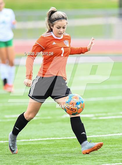 Thumbnail 3 in Lake Worth vs Springtown (Springtown Tournament) photogallery.