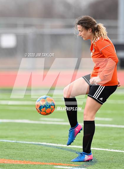 Thumbnail 1 in Lake Worth vs Springtown (Springtown Tournament) photogallery.