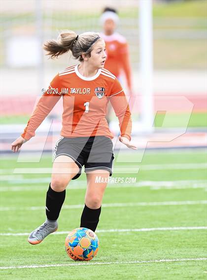 Thumbnail 3 in Lake Worth vs Springtown (Springtown Tournament) photogallery.
