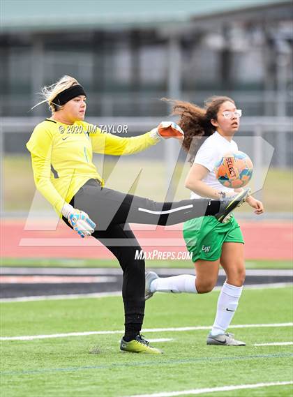 Thumbnail 1 in Lake Worth vs Springtown (Springtown Tournament) photogallery.