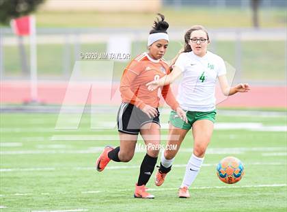Thumbnail 2 in Lake Worth vs Springtown (Springtown Tournament) photogallery.