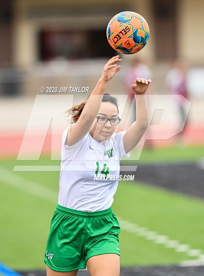 Thumbnail 3 in Lake Worth vs Springtown (Springtown Tournament) photogallery.