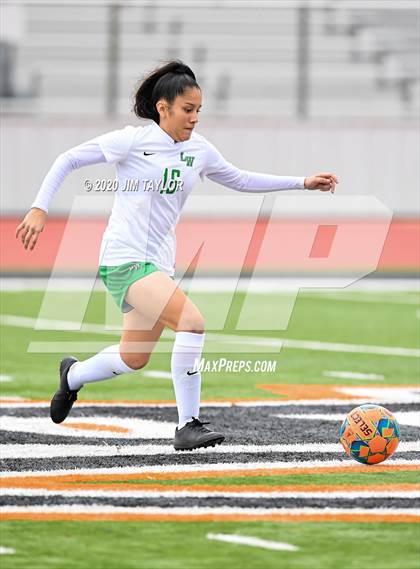 Thumbnail 3 in Lake Worth vs Springtown (Springtown Tournament) photogallery.