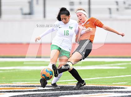 Thumbnail 3 in Lake Worth vs Springtown (Springtown Tournament) photogallery.