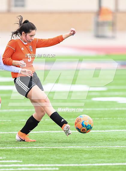Thumbnail 3 in Lake Worth vs Springtown (Springtown Tournament) photogallery.