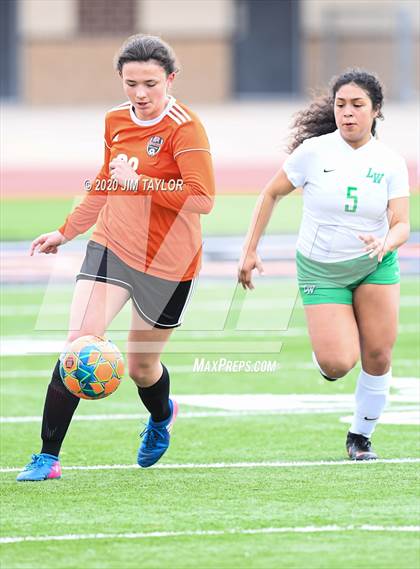 Thumbnail 2 in Lake Worth vs Springtown (Springtown Tournament) photogallery.