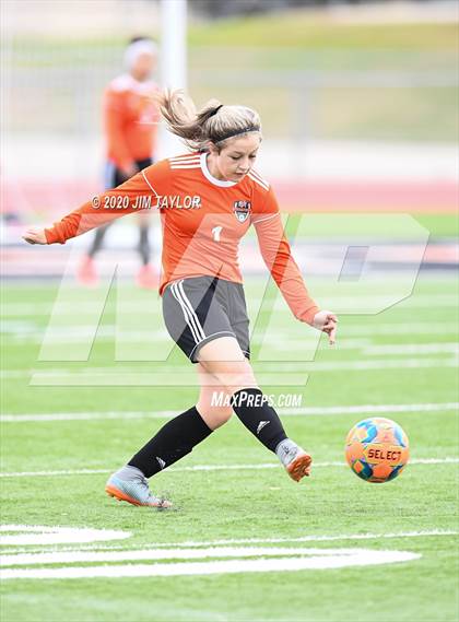Thumbnail 2 in Lake Worth vs Springtown (Springtown Tournament) photogallery.