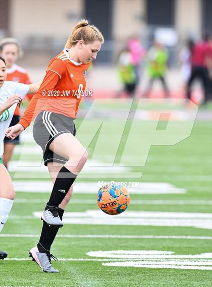 Thumbnail 3 in Lake Worth vs Springtown (Springtown Tournament) photogallery.