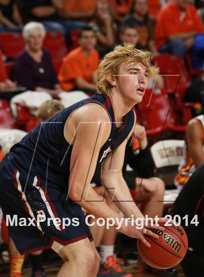 Thumbnail 1 in Perry vs. Corona del Sol (AIA D1 Semifinal) photogallery.