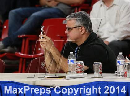 Thumbnail 1 in Perry vs. Corona del Sol (AIA D1 Semifinal) photogallery.