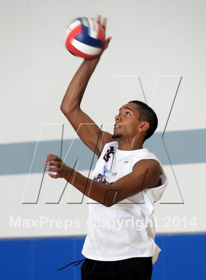 Thumbnail 2 in Laguna Beach vs. Saddleback Valley Christian (CIF SoCal D3 Regional Final) photogallery.