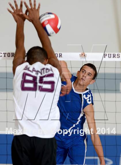 Thumbnail 3 in Laguna Beach vs. Saddleback Valley Christian (CIF SoCal D3 Regional Final) photogallery.