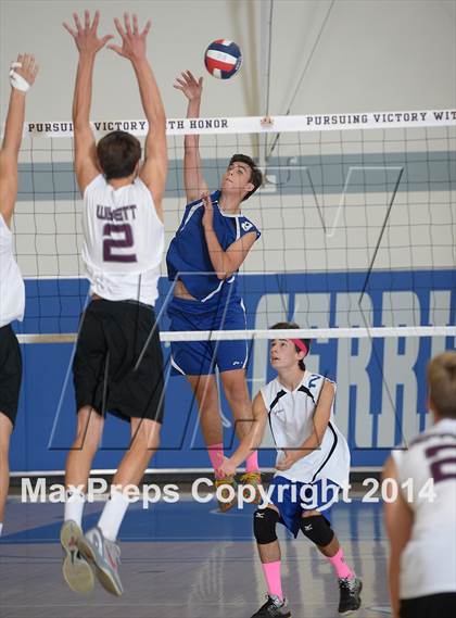 Thumbnail 2 in Laguna Beach vs. Saddleback Valley Christian (CIF SoCal D3 Regional Final) photogallery.