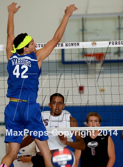Thumbnail 3 in Laguna Beach vs. Saddleback Valley Christian (CIF SoCal D3 Regional Final) photogallery.