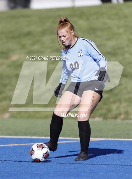 Thumbnail 3 in Crimson Cliffs vs. Sky View (UHSAA 4A Semifinal) photogallery.