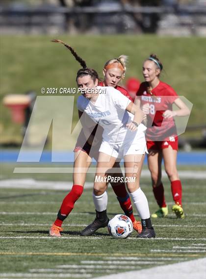 Thumbnail 1 in Crimson Cliffs vs. Sky View (UHSAA 4A Semifinal) photogallery.