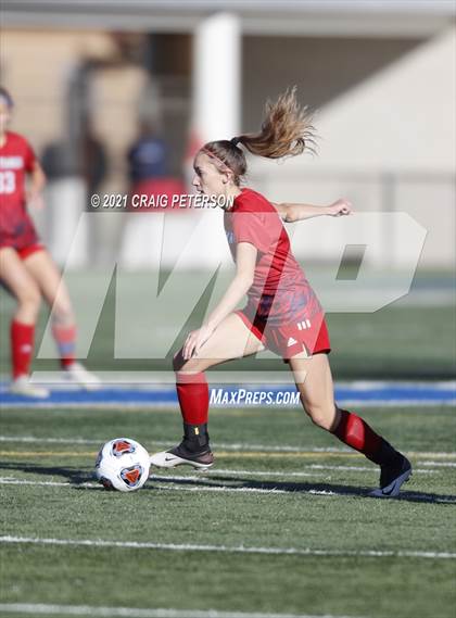 Thumbnail 3 in Crimson Cliffs vs. Sky View (UHSAA 4A Semifinal) photogallery.