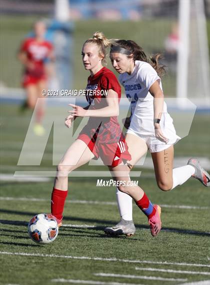 Thumbnail 1 in Crimson Cliffs vs. Sky View (UHSAA 4A Semifinal) photogallery.